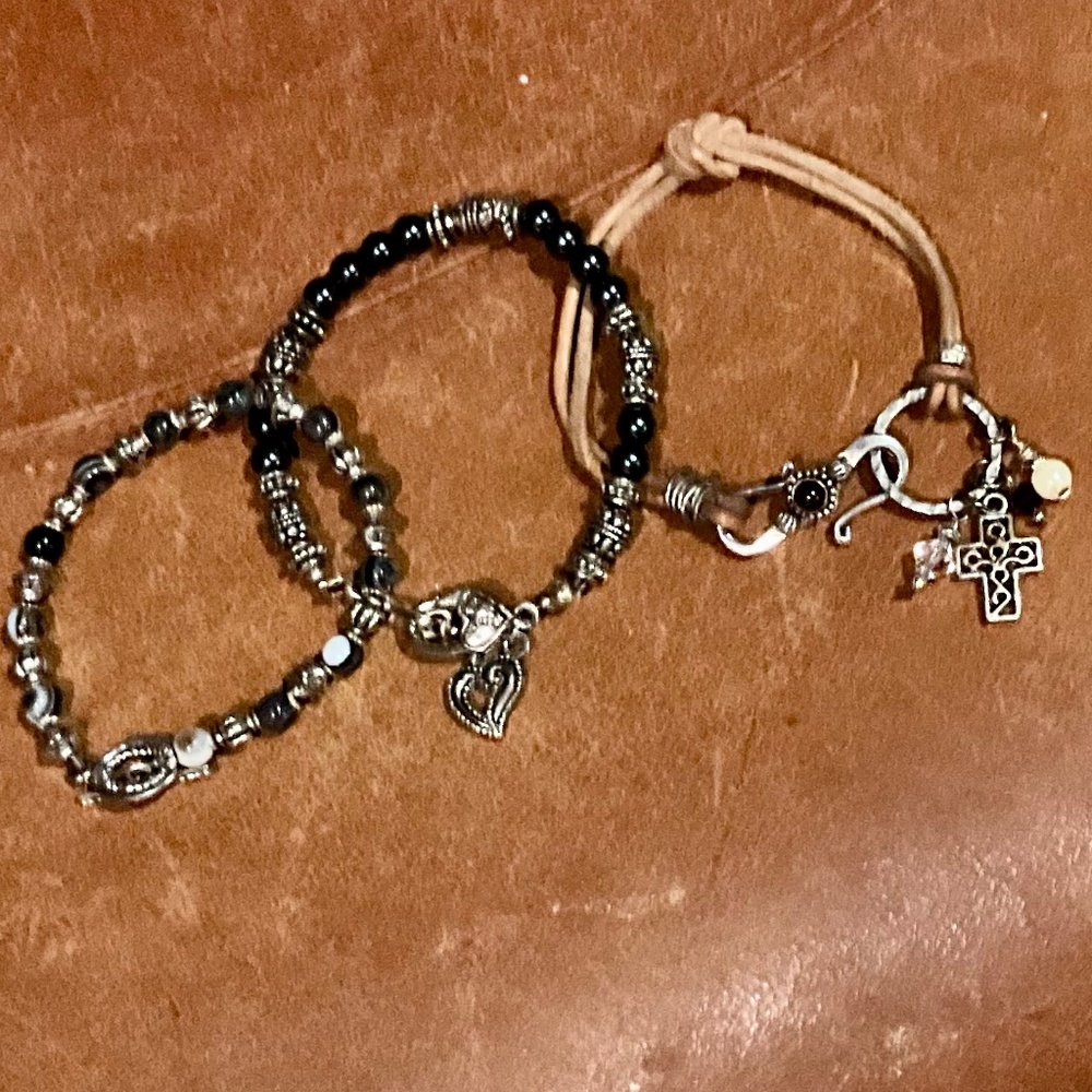 Silver &  Black Beaded & Leather Bracelet Set with Charms (Lot 1G)